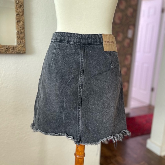 One Teaspoon, black denim mini, zips all the way down - Picture 4 of 14